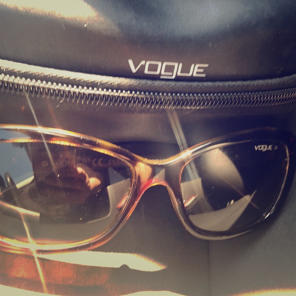 Vogue woman sunglasses brown color amazing shape